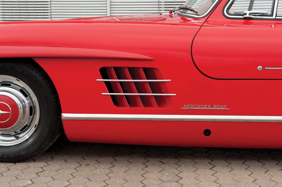 Детали экстерьера Mercedes-Benz 300 SL 1955 года  (фото 109 из 233)